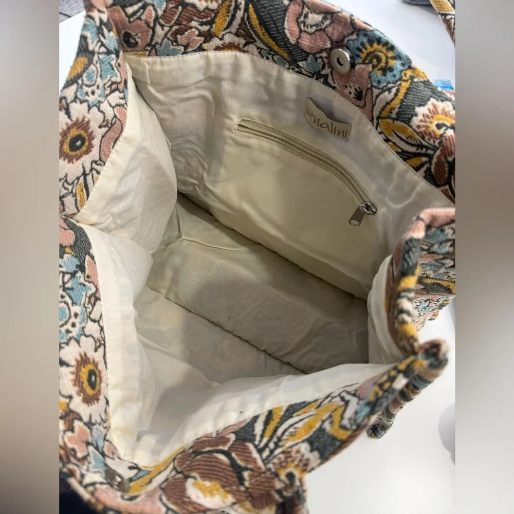 Nilani Floral Tote‎ Bag
